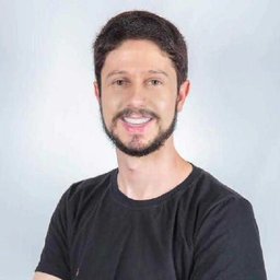 Vinícius Gubiani Ferreira